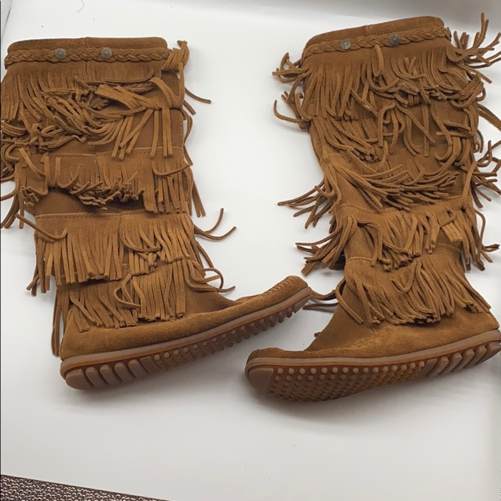 Minnetonka Fringed tall boots